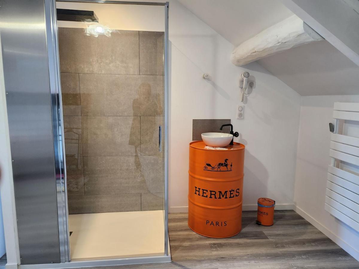 Maison Face A L'Abbaye D'Hautvillers - 2 Bedrooms 2 Bathrooms, Parking Bagian luar foto