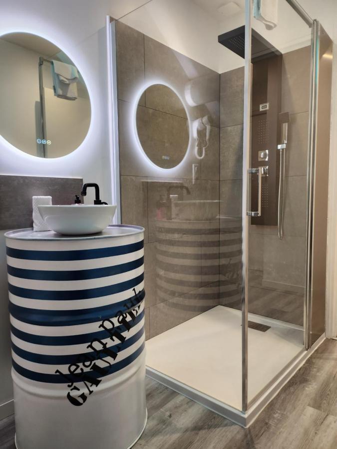Maison Face A L'Abbaye D'Hautvillers - 2 Bedrooms 2 Bathrooms, Parking Bagian luar foto