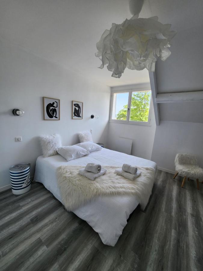 Maison Face A L'Abbaye D'Hautvillers - 2 Bedrooms 2 Bathrooms, Parking Bagian luar foto